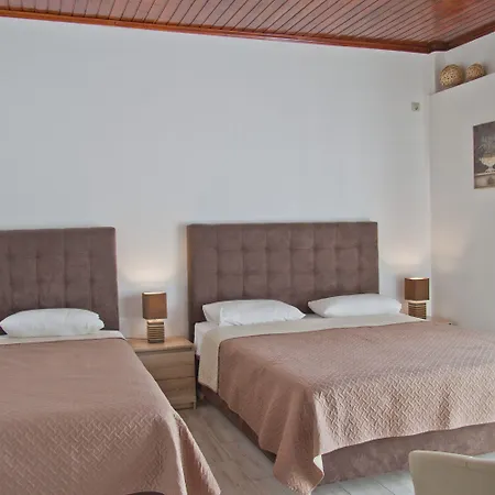 Hotel Danaos 2*