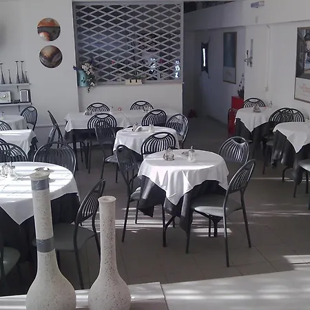 Otel Danaos 2*