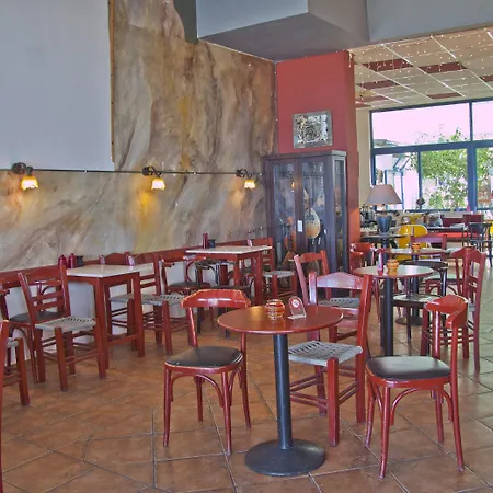 Danaos Hotel