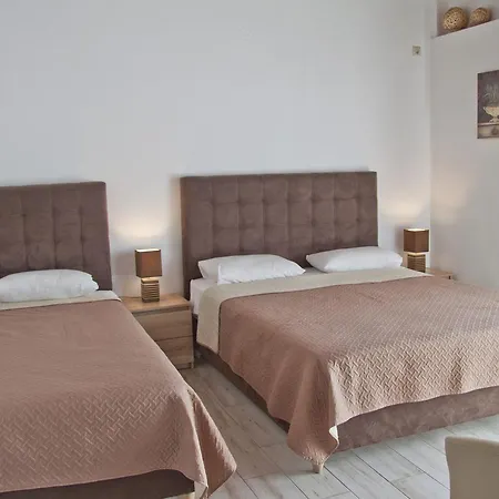 Otel Danaos