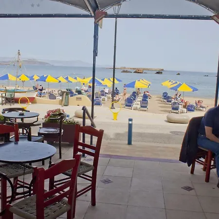 Danaos Otel 2*