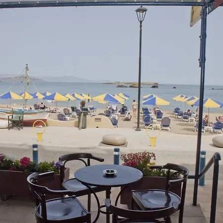 Otel Danaos 2*